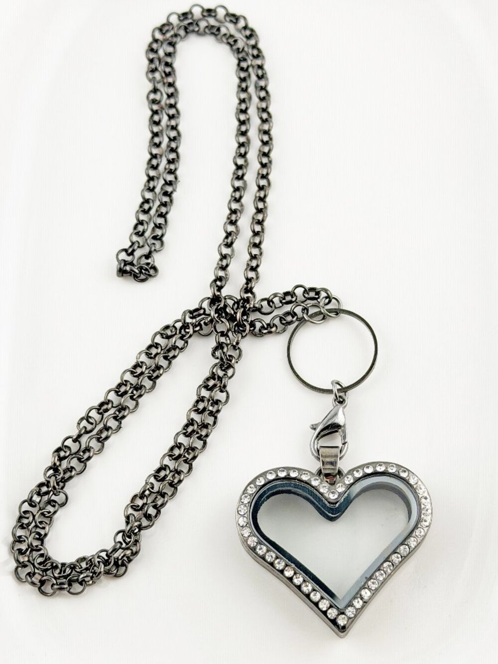 Crystal Heart Memory Floating Locket Lobster Clasp Necklace - Gunmetal-toned - Picture 6 of 8